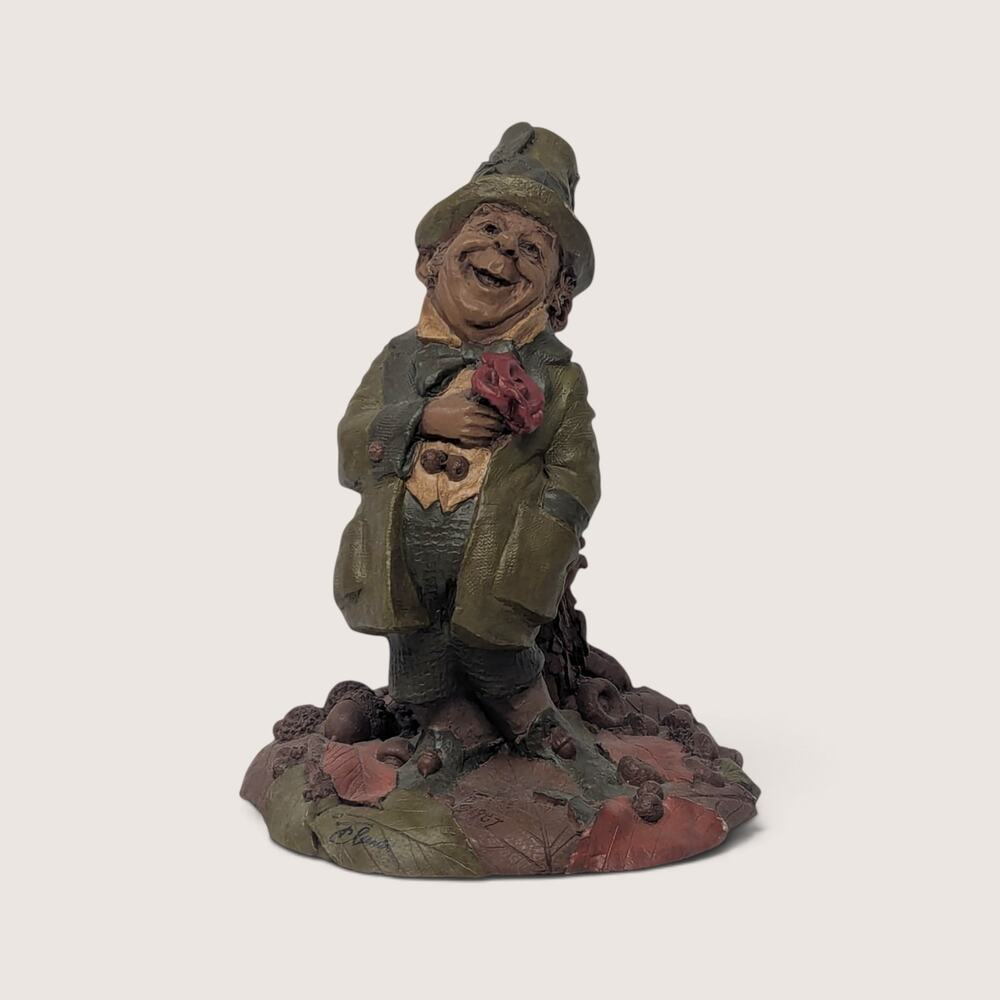 Vintage Tom Clark Cairn Studios Gnome Signed Figurine with Rose
